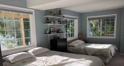 Family Fun, Seclusion, and Adventure
You'll find it at Kingfisher Cove!