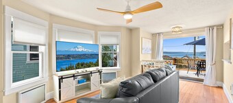 Bo's Old Tacoma Victorian Main Floor Duplex Unit