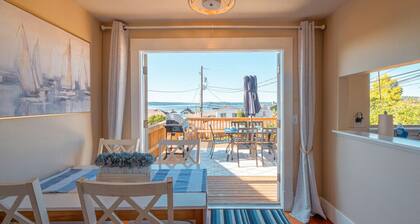 Bo's Old Tacoma Victorian Main Floor Duplex Unit