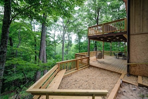 Property grounds - Mountain Views in Private Lake and Golf Community! (Jasper)