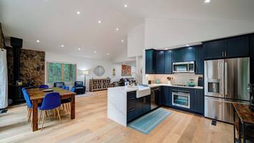 Cabin, Multiple Beds, Patio, Mountain View (Atlas Hideaway - New) | Private kitchen | Fridge, microwave, oven, stovetop