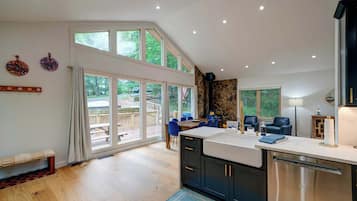 Hytte, flere senger, terrasse, fjellutsikt (Atlas Hideaway - New) | Innvendig