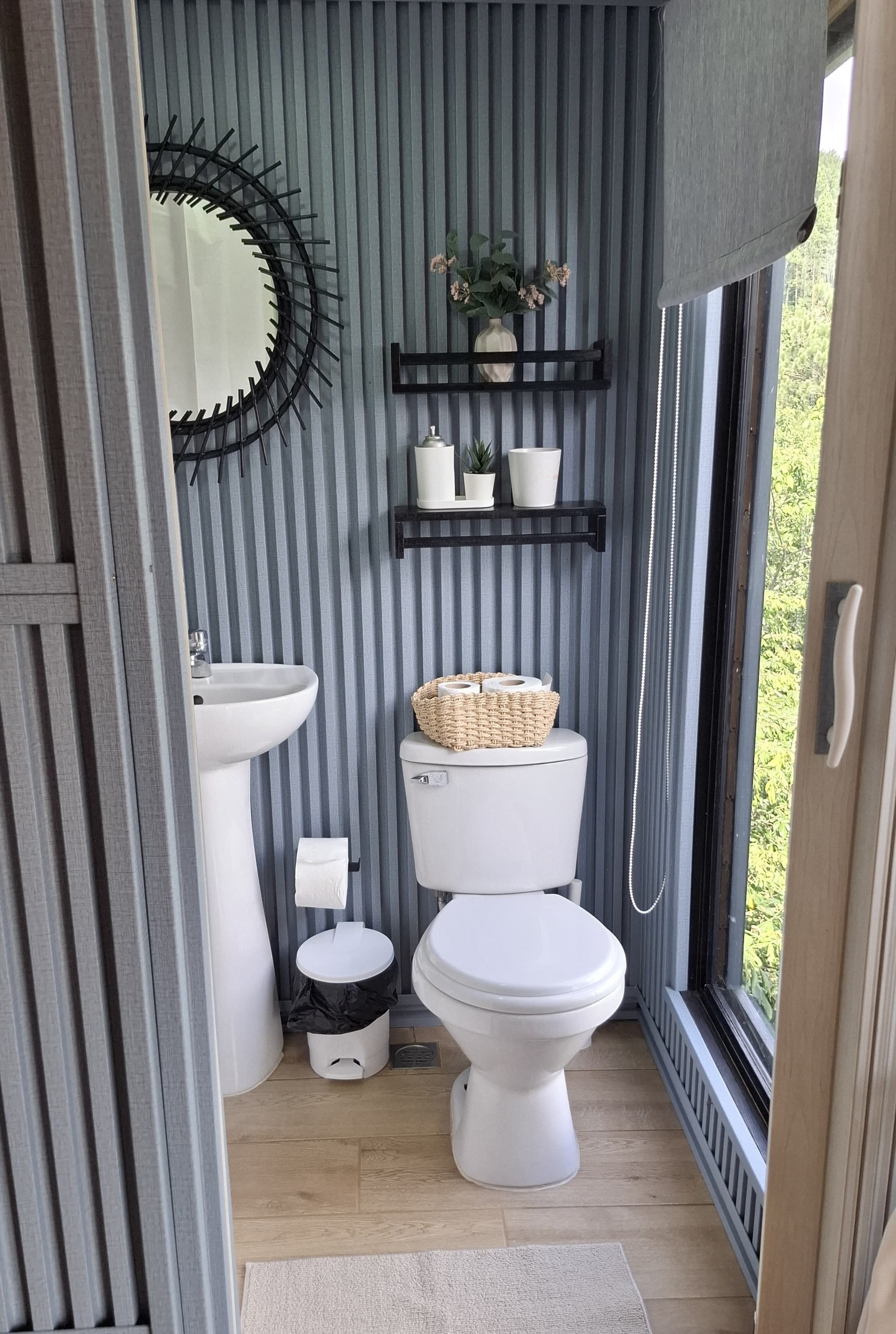 Shower, towels, soap, toilet paper