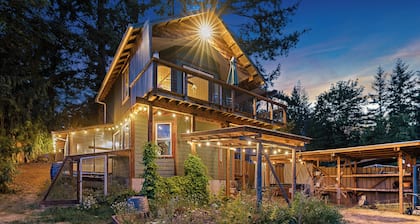 Cozy Cabin Retreat,Pet-Friendly,Family Getaway, Surrounded by Mountains & Trails