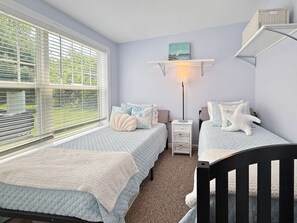 2 quartos, ferros/tábuas de passar roupa, Wi-Fi de cortesia