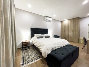 2 slaapkamers, een strijkplank/strijkijzer, wifi, beddengoed