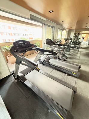 Fitness facility - New and equipped studio | Close to the subway, ideal for couples and executives (Vila Gumercindo São Paulo)