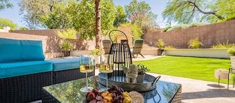Cozy & Peaceful 3-bedroom house in delightful Eastside Tucson with Pool!