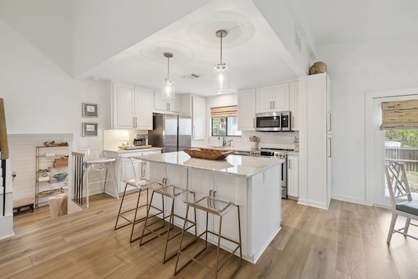 Microwave, oven, stovetop, dishwasher