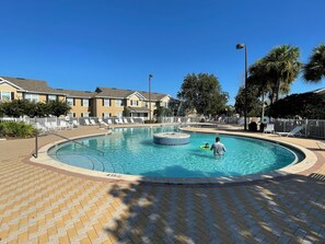 Udendørs pool