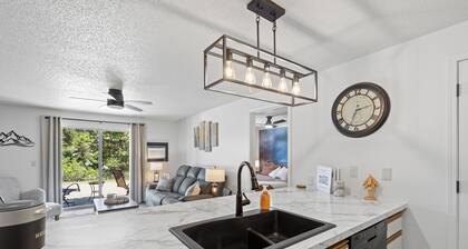2 bedroom/2 bath condo with full kitchen in the heart of the Black Hills.