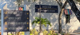 Private Rental Sun Outdoor Sarasota Florida
Approximately 15 minutes to the Gulf