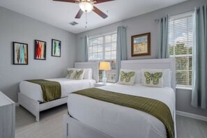 3 bedrooms, desk, iron/ironing board, travel cot