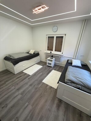 2 bedrooms, WiFi, bed sheets