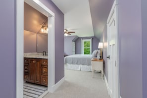 6 Schlafzimmer, Bügeleisen/Bügelbrett, kostenloses WLAN, Bettwäsche