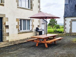 屋外ダイニングエリア