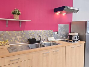 Fridge, microwave, coffee/tea maker, toaster - Felix Saenz Boutique Suits Gibralfaro (Málaga)