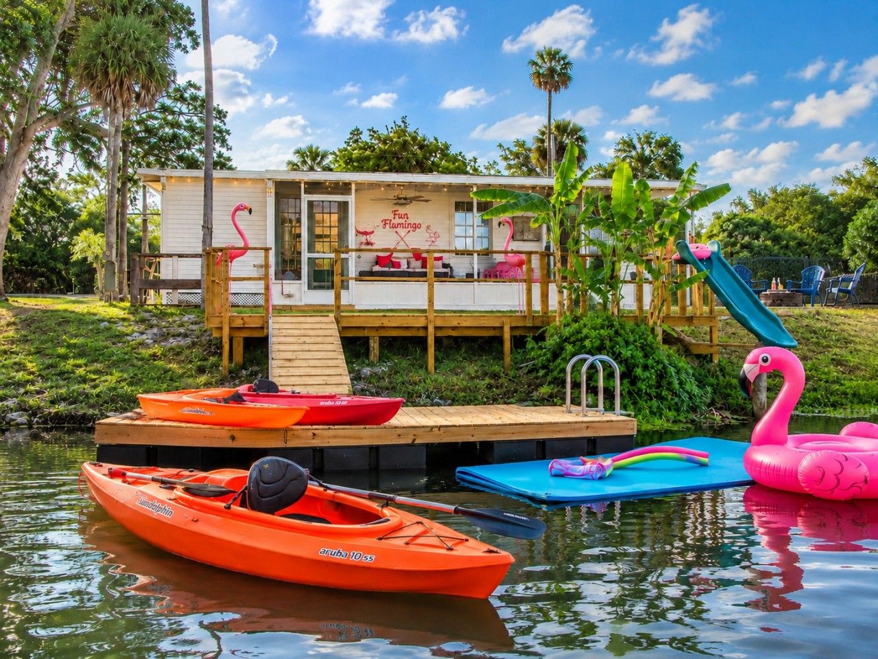 Welcome to our Fun Flamingo!!