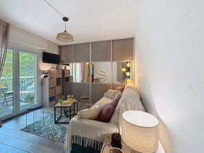 Uklassifisert bilde, 3 av 24, knapp