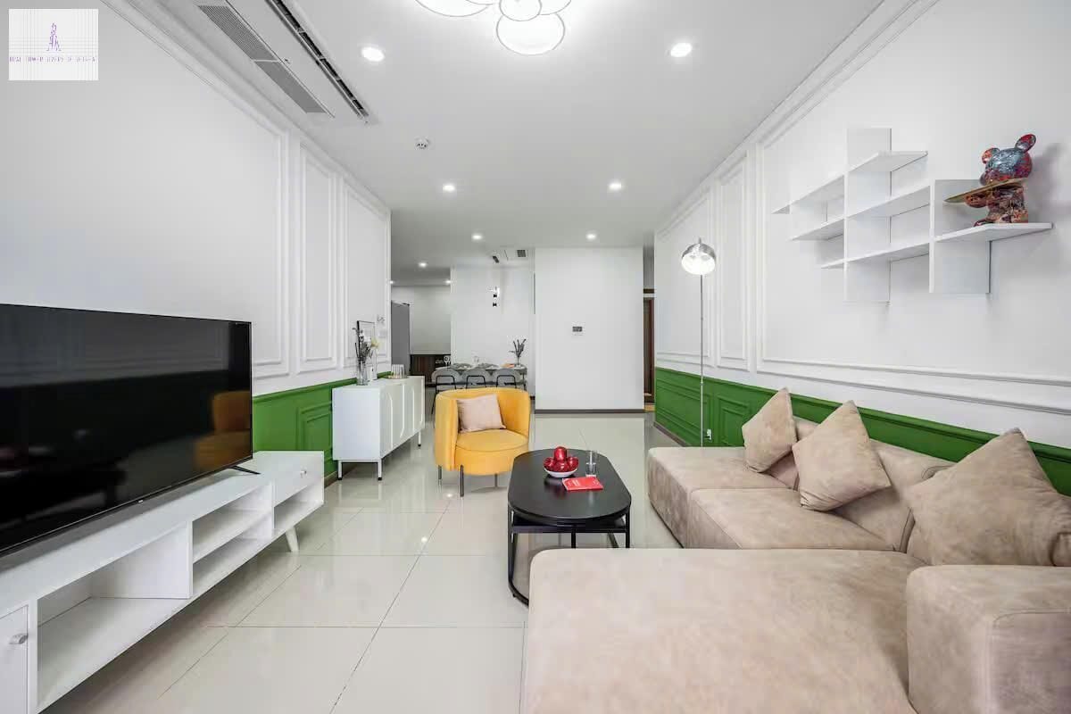 Appartement Deluxe, 4 chambres, non-fumeur, vue sur la ville | Repas dans la chambre