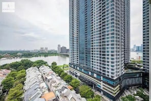 Appartement Deluxe, 4 chambres, non-fumeur, vue sur la ville | Vue du balcon