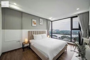Deluxe Apartment, 4 Bedrooms, Non Smoking, City View