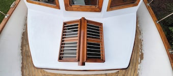 The Nautical Nights - A 2-bedroom Grand Banks in the woods outside Seward!