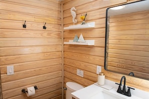 Hair dryer, towels