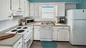 Coffee/tea maker, fridge, microwave, oven - Ocean View with Pool and Sundeck (Ocean Isle Beach)