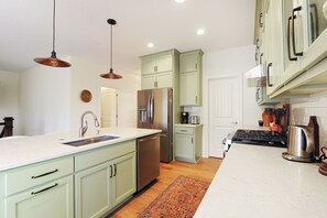 Microwave, oven, stovetop, dishwasher