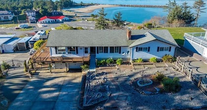 Luxurious Hilltop Home w/ Private Hot Tub and Direct Dune Access