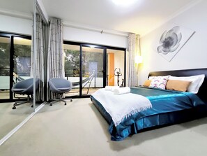 2 bedrooms, in-room safe, iron/ironing board, free WiFi