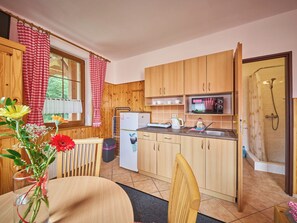 Fridge, microwave, cookware/dishes/utensils