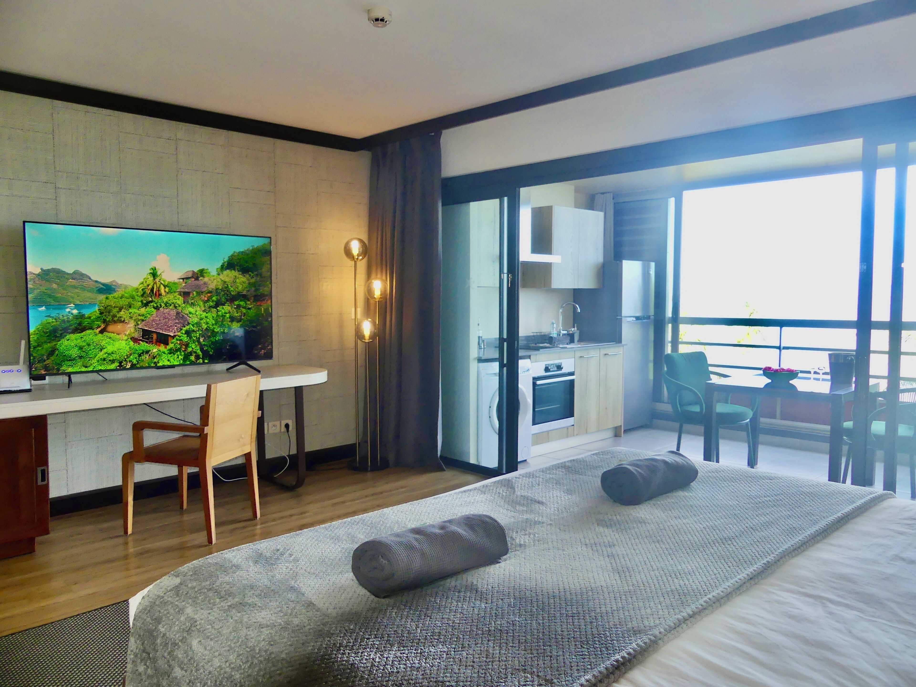 1 chambre, fer et planche à repasser, Wi-Fi gratuit, draps fournis