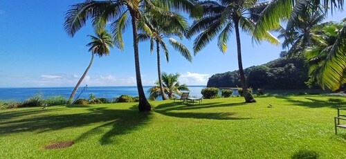 Matavai View - Premium Oceanfront Suite