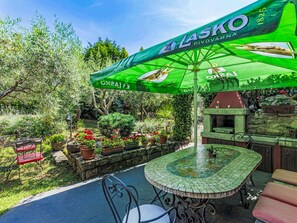 Outdoor dining - Apartment Lorena by Interhome (Buje/Plovanija)