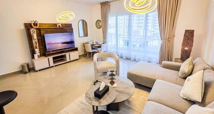 Luxxury 1BR Escape | Pool, Gym, Parking | Al Reef