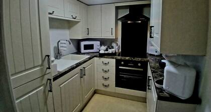 Romantic Cottage & Garden For Two North Yorkshire