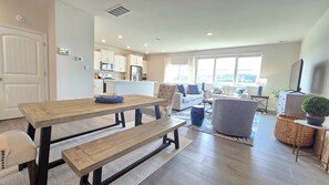 Smart TV - 4 BR Coastal Retreat Near Bethany Beach in Millville By the Sea Resort (Millville)