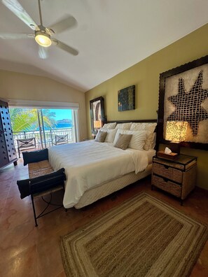 2 bedrooms, in-room safe, iron/ironing board, free WiFi