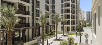 Stylish 2BR | Creek Grove | Near Downtown