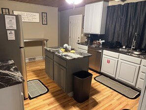 Microwave, oven, stovetop, dishwasher