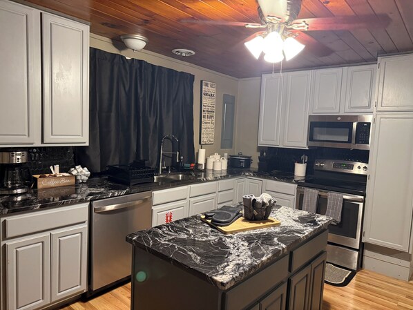 Microwave, oven, stovetop, dishwasher