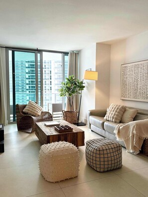 Télévision, espaces bureaux