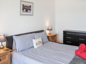 4 bedrooms, free WiFi