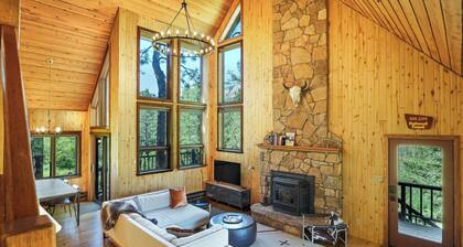 Modern 3BR Alpine Cabin, Mtn Views, Deck, Nearby Lakes and Purgatory Skiing
