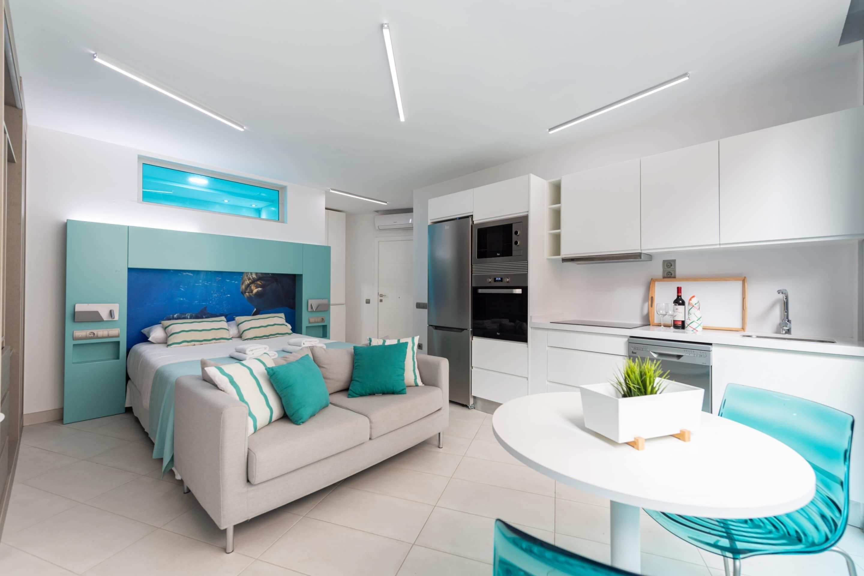 Apartamento | 1 dormitorio y espacio para trabajar con un portátil