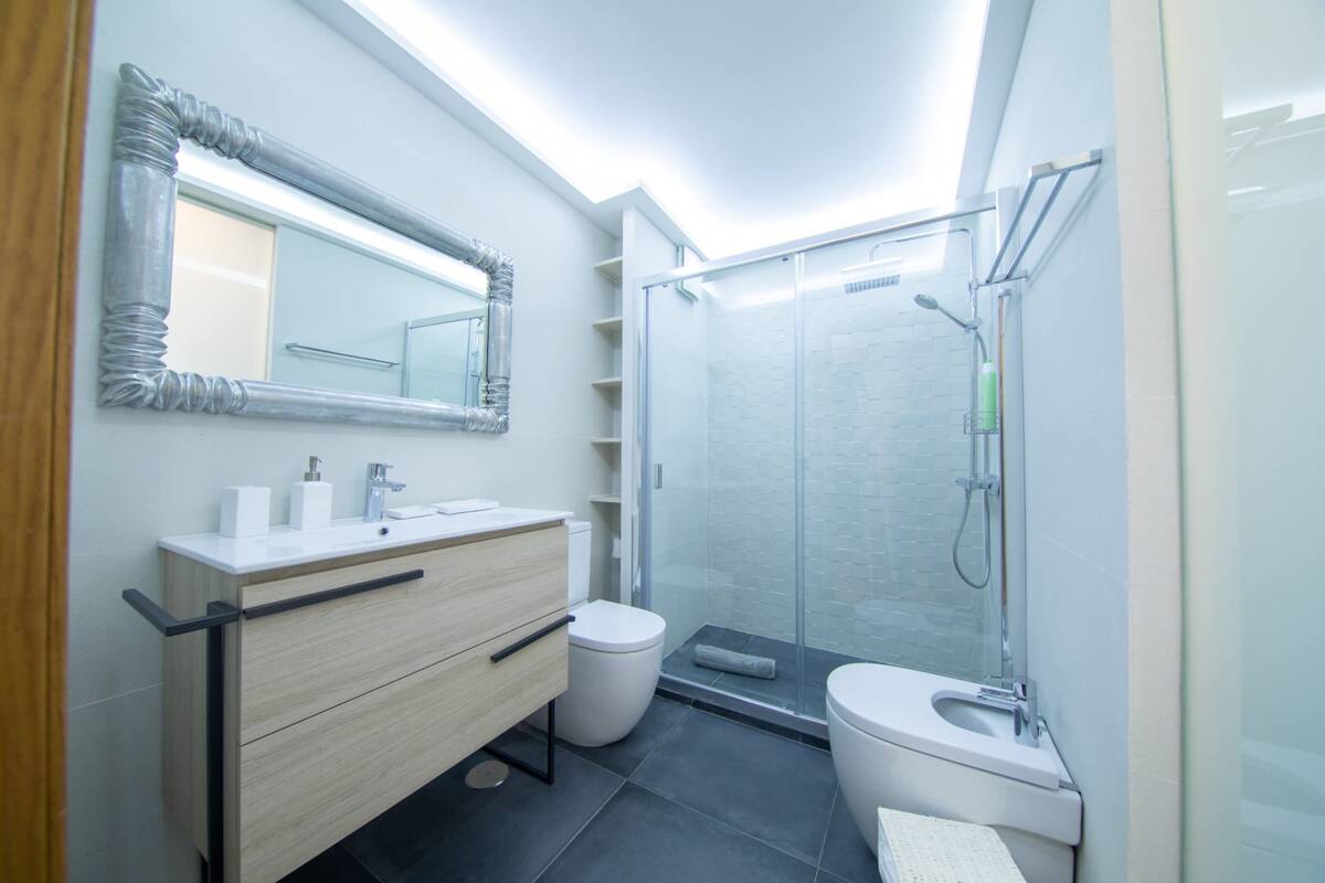 Maison | Salle de bain | Sèche-cheveux