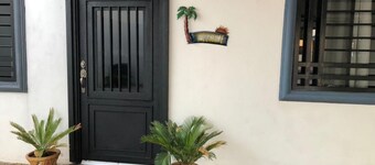 Charming 2-bedroom house with WiFi, AC garage for 2 cars, in Puerto Peńasco