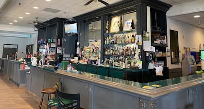 Fully Furnished Renovated rooms